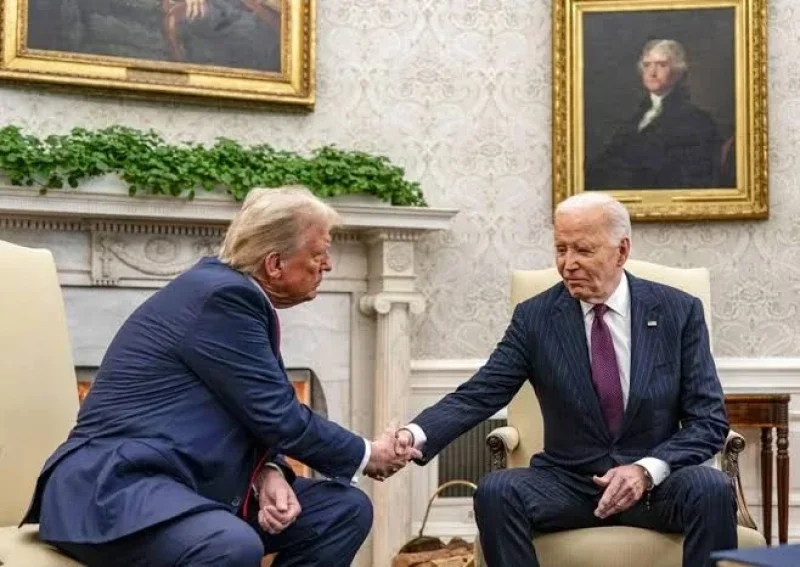 Trump annule 92 % des décrets signés par Biden