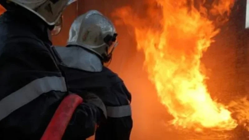 نشوب حريق بمستودع شركة النقل بالساحل دون خسائر