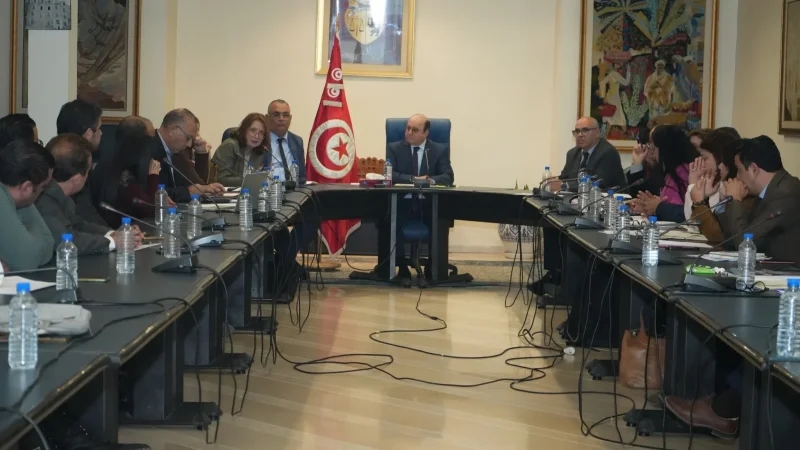 السياحة الداخلية والحجز المبكر محور جلسة عمل بوزارة السياحة