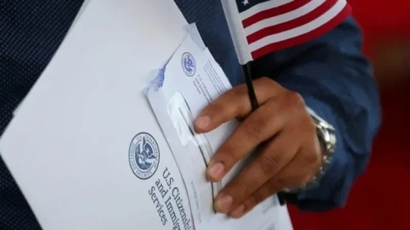 واشنطن تقلّص مدة تصاريح العمل للاجئين وطالبي اللجوء