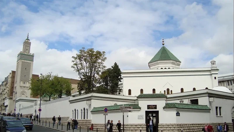 ثلث مسلمي فرنسا يؤكدون معاناتهم من التمييز