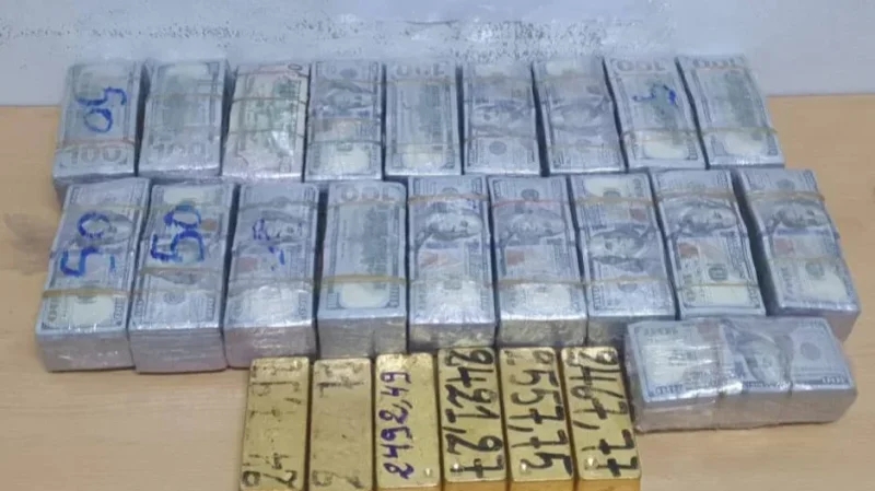 إحباط محاولة تهريب أكثر من 14 كلغ من الذهب ومبلغ هام من العملة الصعبة