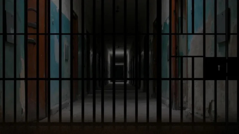 قتلوا سائق تاكسي وحاولوا دفنه.. أحكام بين المؤبد والإعدام ضدّ  4 أشخاص