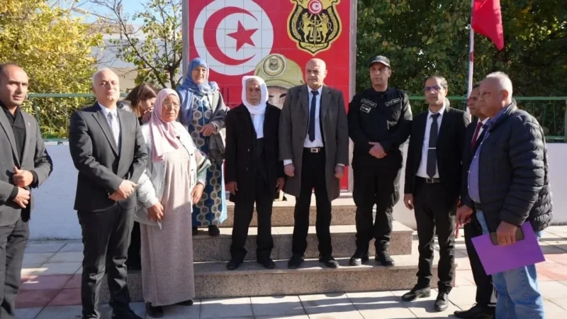 القيروان: تكريم عائلة الشهيد أنيس الجلاصي خلال الذكرى 13 لاستشهاده