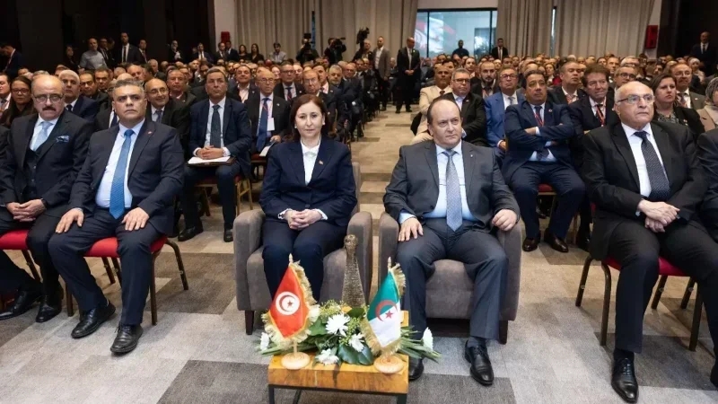Forum économique tuniso-algérien : Signature de sept accords