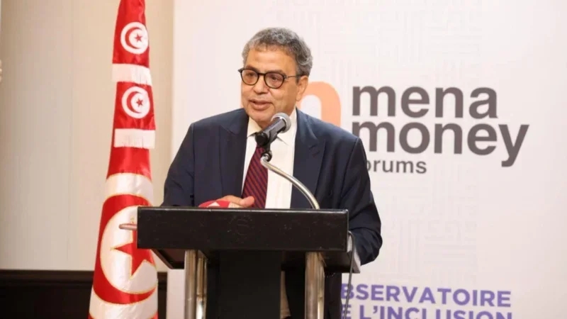 محافظ البنك المركزي: ضرورة غرس ثقافة الإستثمار في كامل مراحل الدراسة