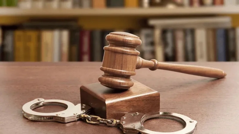 العاصمة: شاب يقتل جاره طعنا وشقيقته تُخفي أداة الجريمة