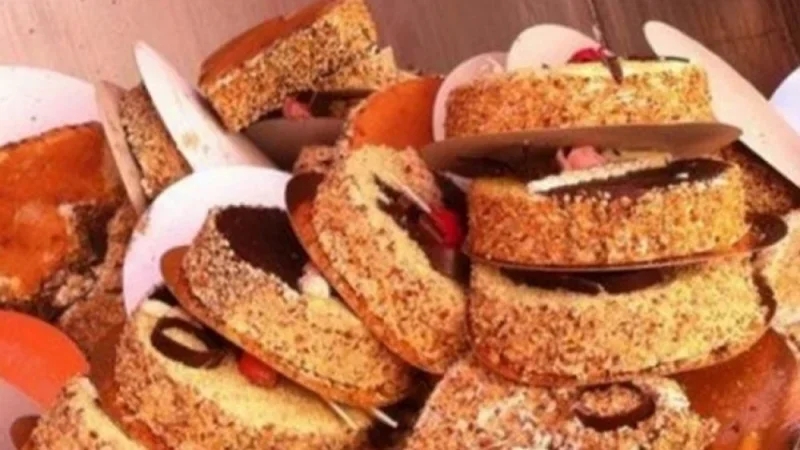 حجز وإتلاف 381 قطعة مرطبات غير صالحة للاستهلاك