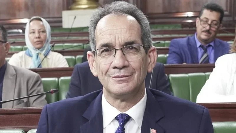 وزير التعليم العالي يدعو إحداث برامج جامعية مشتركة بين تونس والجزائر