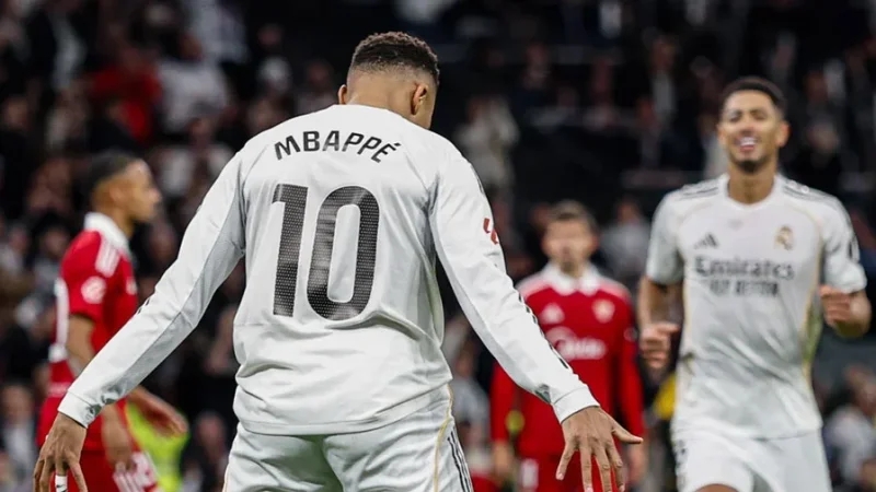 Real Madrid: Kylian Mbappé rend hommage à Cristiano Ronaldo