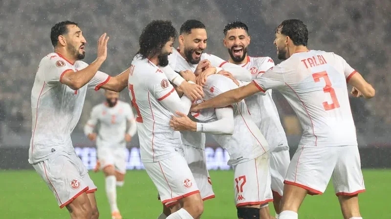 المنتخب الوطني ينهي الشوط الأول متقدما بثنائية في شباك أوغندا
