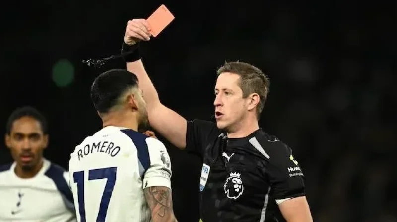 الاتّحاد الإنجليزي يتّهم روميرو بـ 'التصرّف غير اللائق'