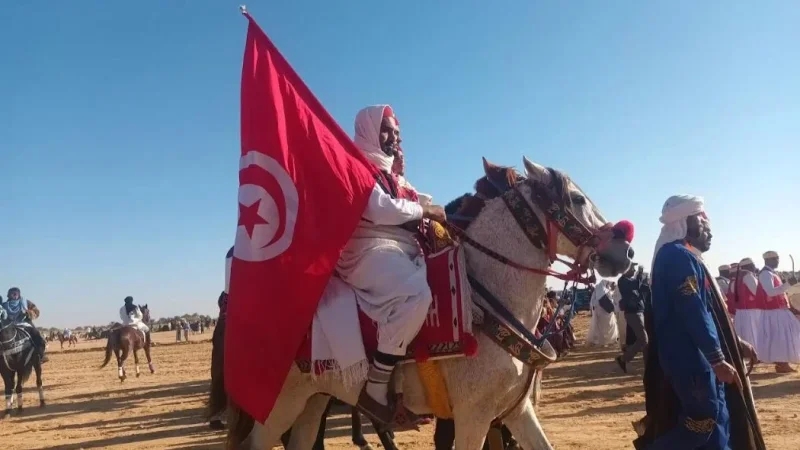 دوز تستقبل أكثر من 140 ألف زائر خلال مهرجان الصحراء الدولي