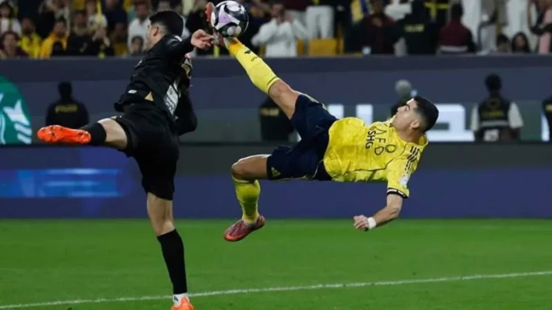 رونالدو: 'سأحقق الهدف الـ1000.. إن شاء الله'