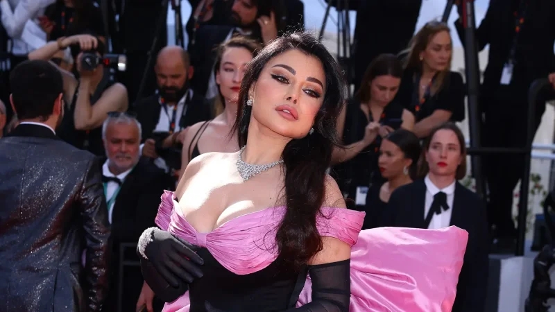 بقرار قضائي.. هيفاء وهبي تعود إلى الغناء في مصر