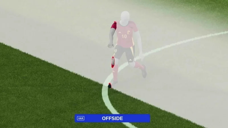 'فيفا' تدرس تعديل قاعدة التّسلل