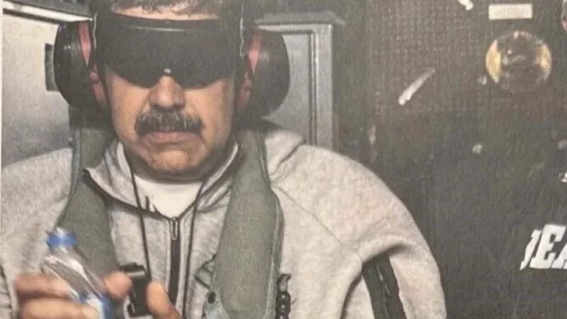 طائرة مادورو تحطّ في قاعدة عسكرية بنيويورك