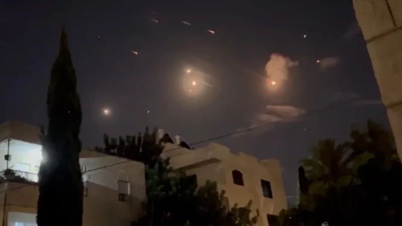 إيران تحذر أمريكا من أنها سترد على أي هجوم عليها