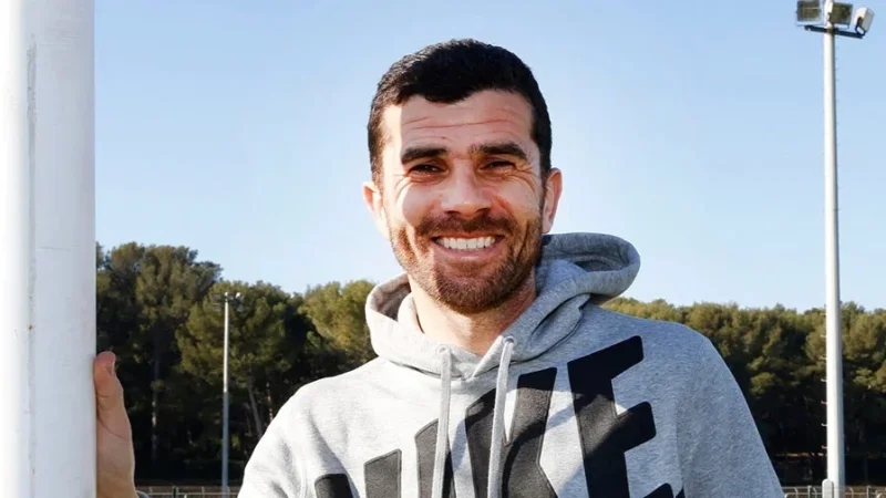 المنتخب: تعطّل المفاوضات مع عادل الشاذلي..وتأجيل ندوة اللموشي