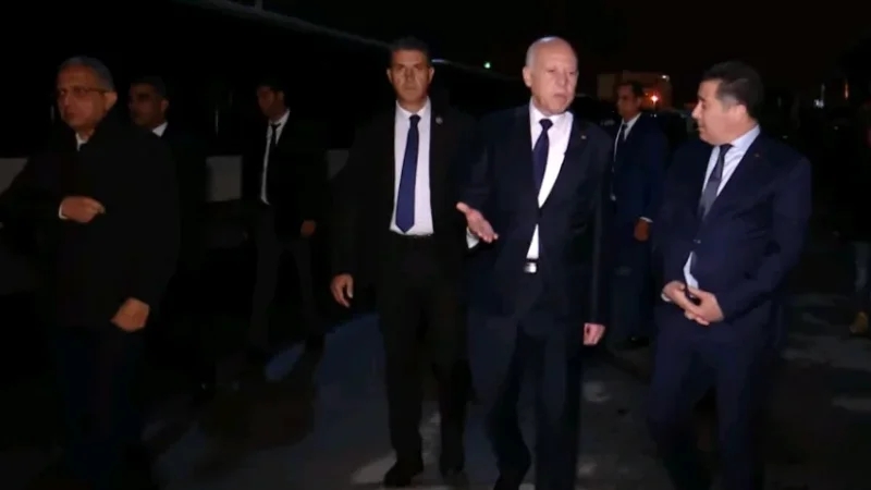 رئيس الجمهورية يزور طبلبة بعد فقدان 4 بحارة