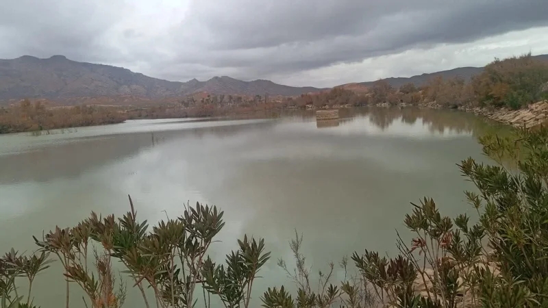 حاسي الفريد: منع استغلال بحيرتَيْ السفايا ووادي شقتمة لمدة سبعة أيام