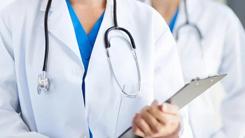 كاتب عام نقابة الأطباء: 6000 طبيب غادروا تونس في 4 سنوات