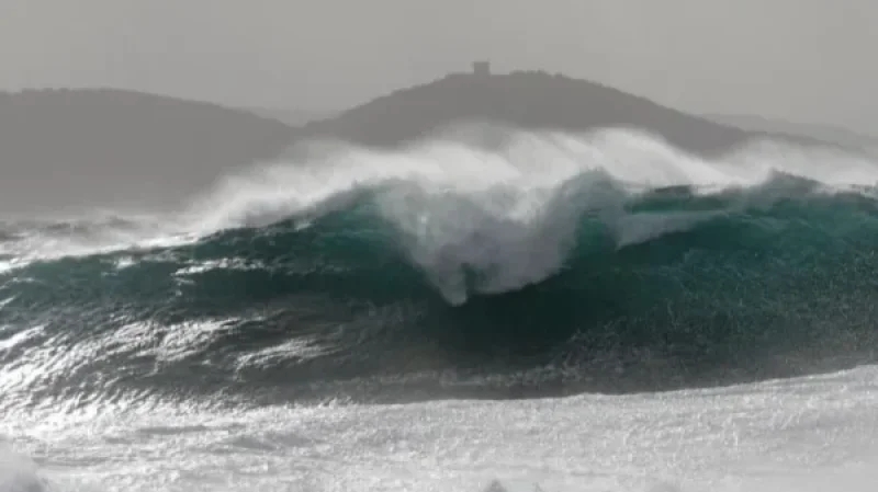 إلغاء سفرات بحرية بين صفاقس وقرقنة الليلة وفجر الخميس