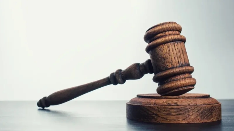 Envoi des jeunes vers les zones de conflit: Report du procès