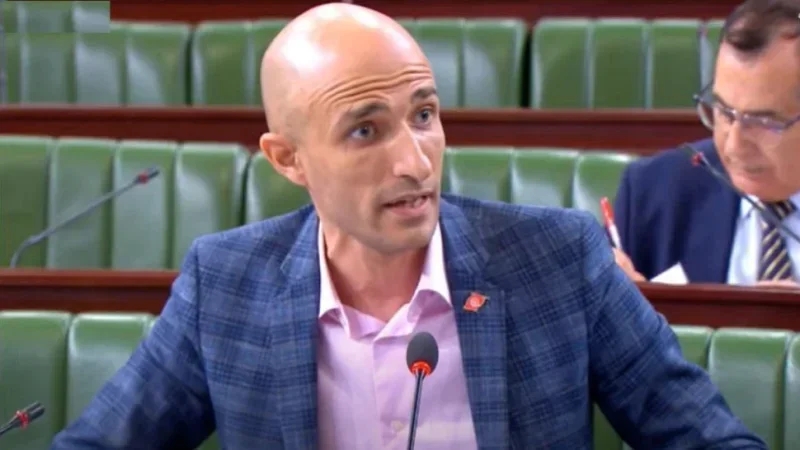 فنيرة: طالبنا بتوفير سائق لمركز يعنى بذوي الإعاقة فسحبت الحافلة!