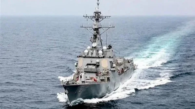 مدمرة أمريكية جديدة تصل الشرق الأوسط