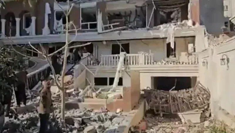 مسؤول إيراني: تسرّب غاز وراء انفجار مبنى في بندر عباس