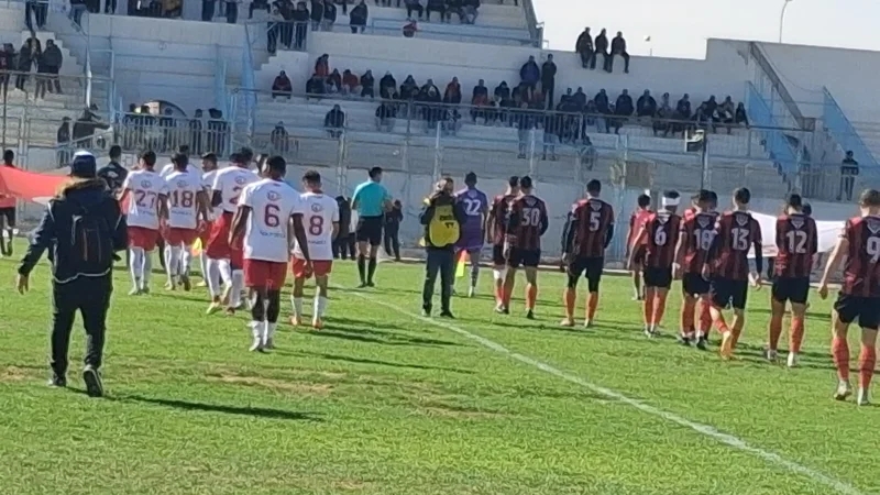 مستقبل قابس يطالب بفتح تحقيق في تعيين وأداء طاقم تحكيم مباراة النجم