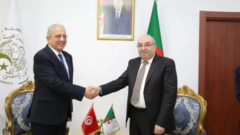 وزير الصحّة في الجزائر لتعزيز التنسيق والتعاون في القطاع