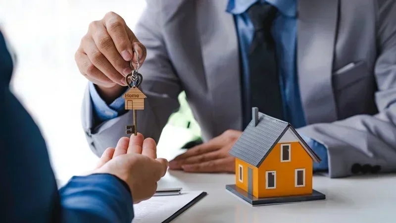 الولايات المعنية بالدفعة الأولى من مساكن الكراء المملّك