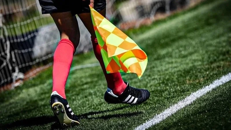 حكام مباريات الجولة الخامسة إياب من البطولة