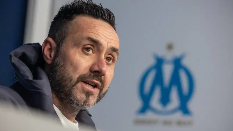 مارسيليا يفك ارتباطه بالمدرب الإيطالي روبيرتو دي زيربي