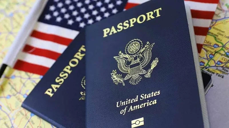 أمريكا: نحو إلغاء جوازات السفر لهؤلاء..