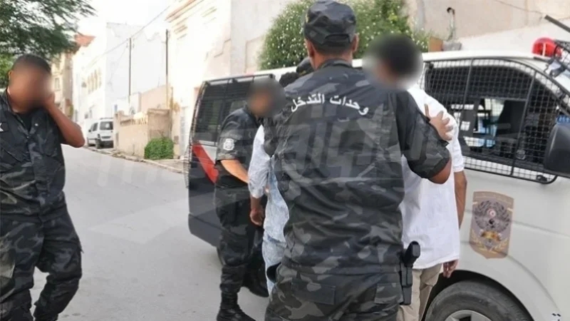 'ضبط' 209 مفتش عنهم وحجز كميات من المخدرات خلال عمليات أمنية