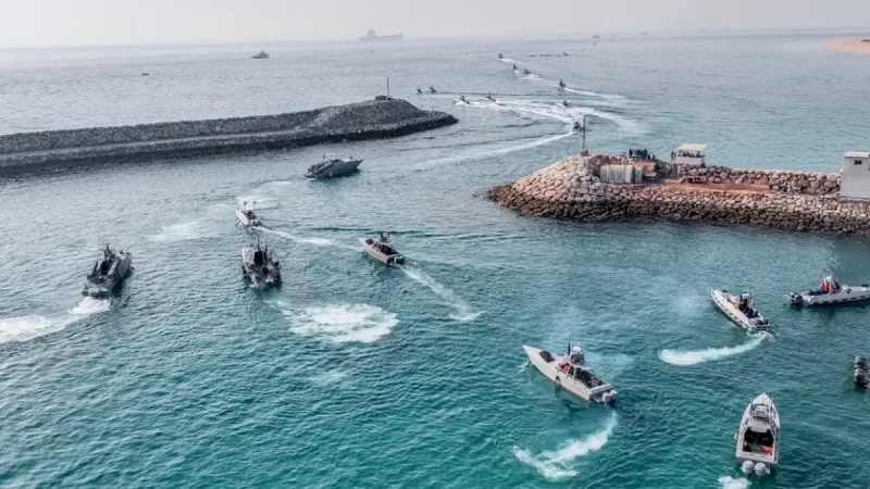 إيران: الحرس الثوري يبدأ مناورات عسكرية في مضيق هرمز