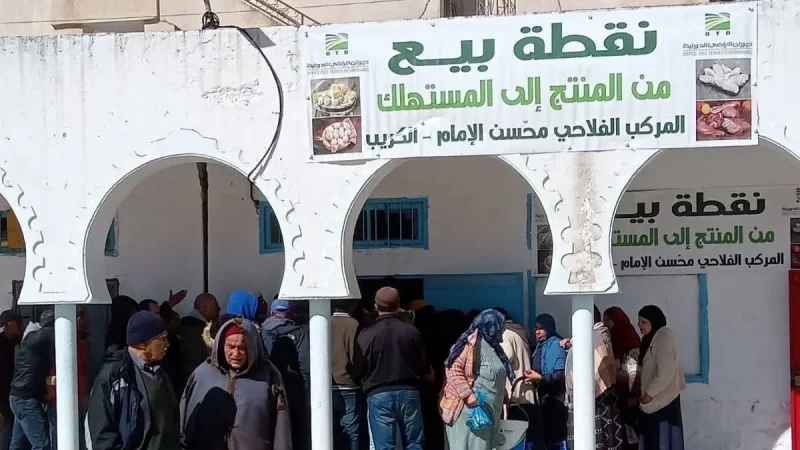 افتتاح نقطتي بيع من المنتج إلى المستهلك بمدينتي سليانة والكريب