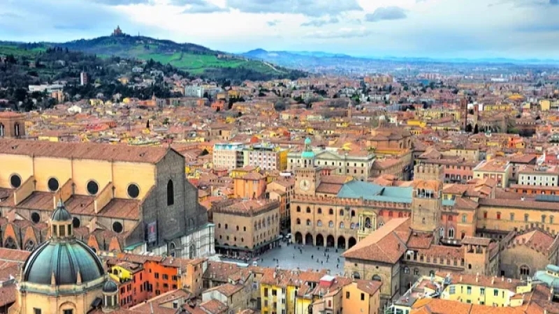 خلال رمضان: قنصلية تونس ببولونيا توزع مساعدات على المودعين بالسجون