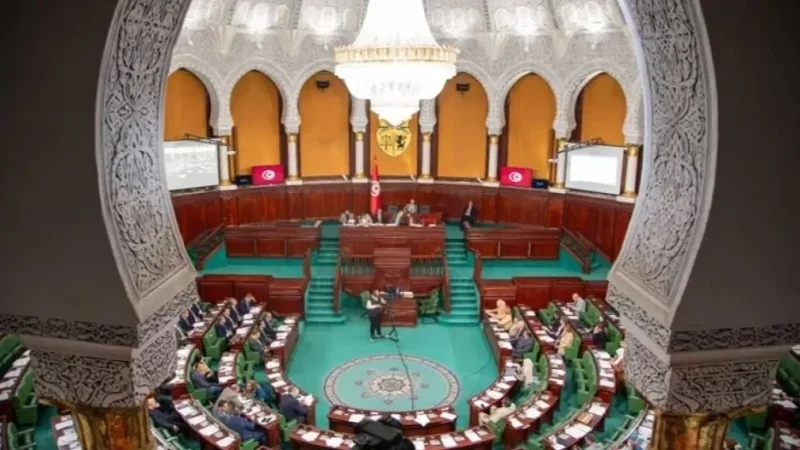 جلسة استماع بالبرلمان حول مقترح يتعلّق بتطبيق الفوترة الالكترونية