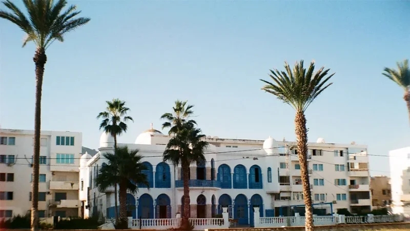 'حمام الأنف..تشكل وتحولات مدينة شاطئية واستشفائية' (1890-2020)