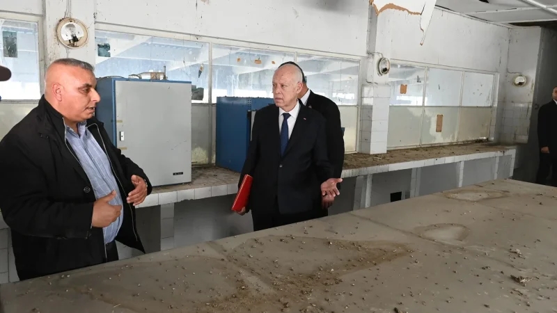 سعيّد يفتح ملفات شركة اللحوم: صفقات مشبوهة..لحوم فاسدة ومؤامرات تُحاك