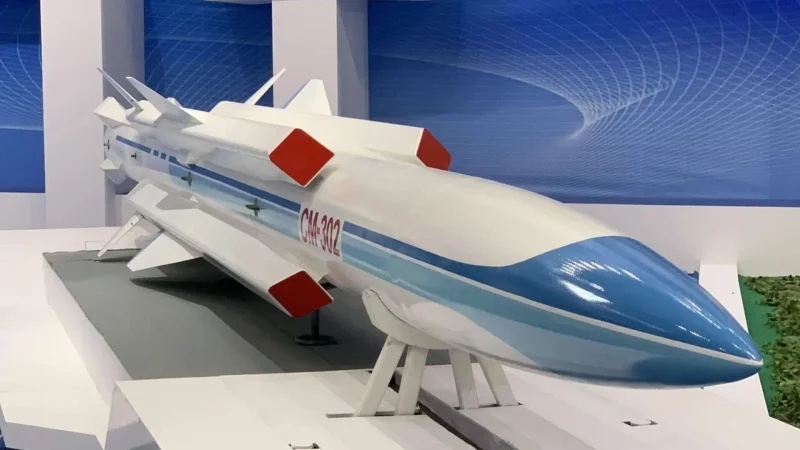 Après les missiles russes, l’Iran lorgne les CM-302 chinois