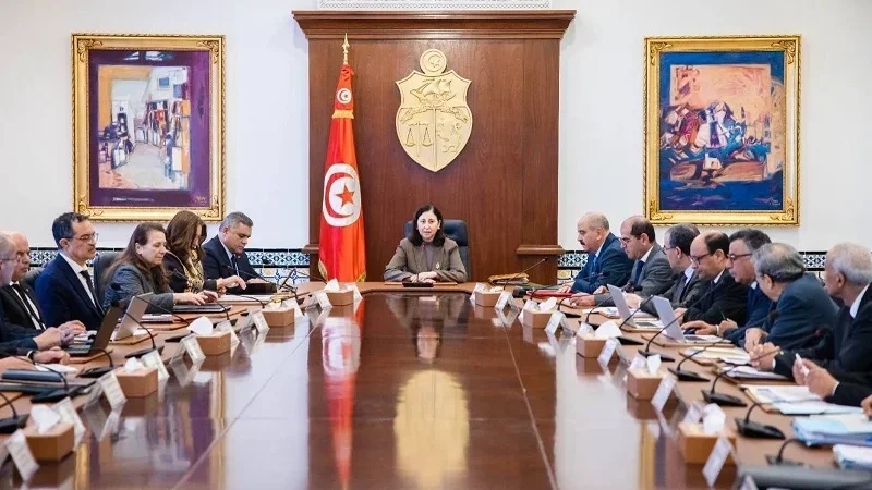 تقدّم عدد من المشاريع الاستراتيجية الكبرى محور مجلس وزاري مُضيّق