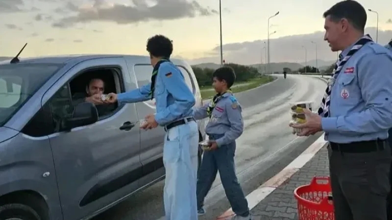 قرمبالية: الكشافة تؤمن إفطار مستعملي الطريق