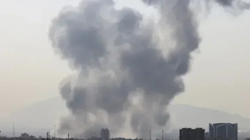 Les  Gardiens de la Révolution annoncent des frappes sur Israël