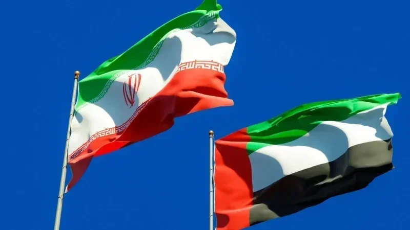 Iran: Les Emirats ferment leur ambassade et retirent leur ambassadeur