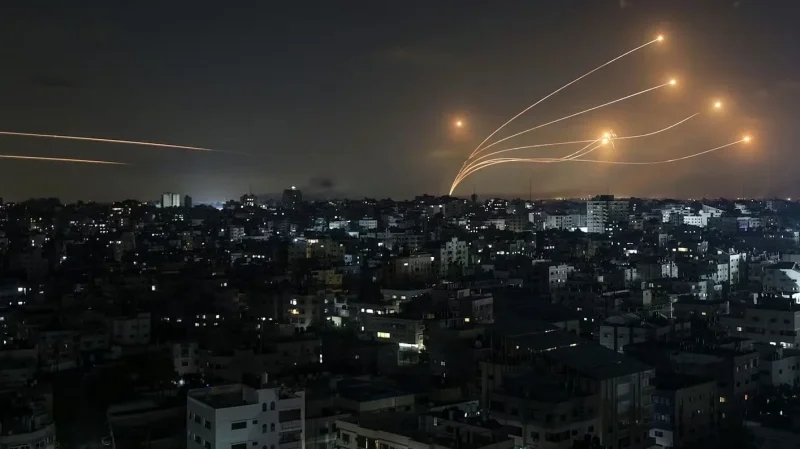 أمريكا تحثُّ رعاياها على مغادرة أكثر من 12 دولة في الشرق الأوسط